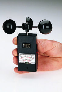 Maximum BTC_Handheld_Anemometer Anémomètre à coupelle analogique